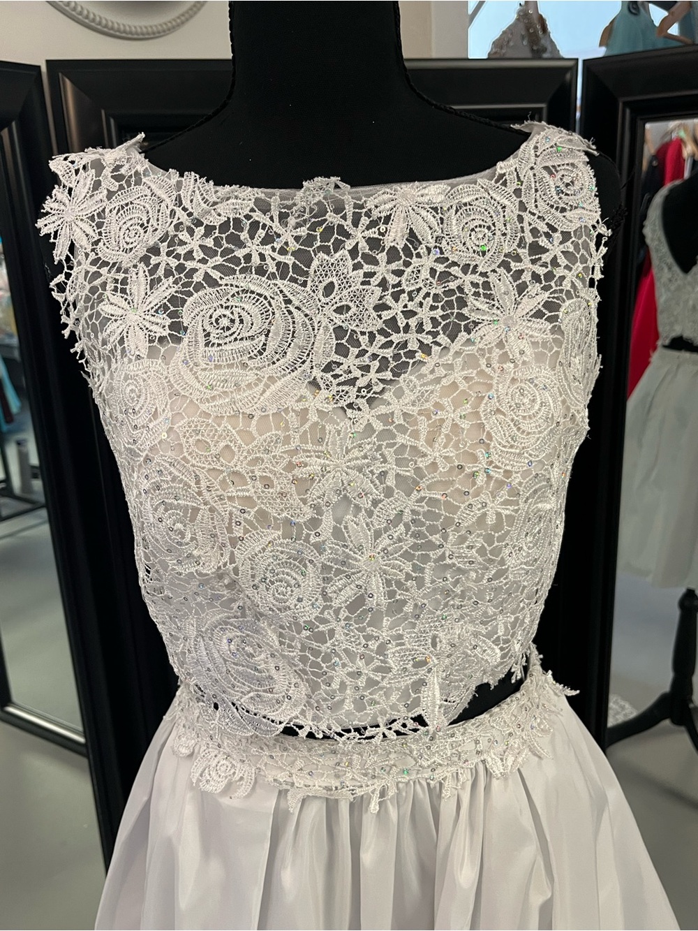 White Lace Crop Top & Full Skirt Prom Dress - Elegant Two-Piece - Picture 3 of 4